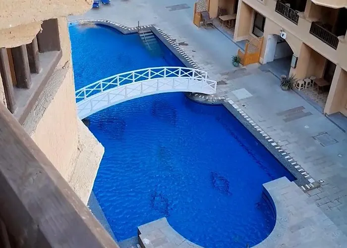 Turtles Hourghada View Sea View Pool Private Jacuzzi Security Air-conditioned Cafe Restaurant On The And A Large Sunny Balcony Apartmanhotel Gurdaka