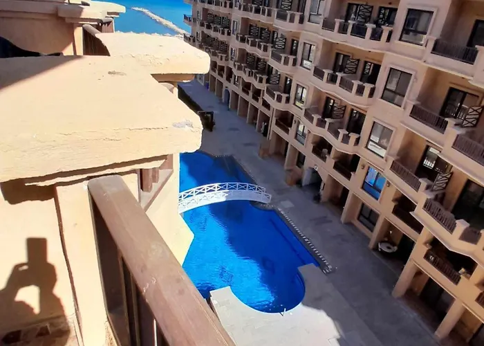 Turtles Hourghada View Sea View Pool Private Jacuzzi Security Air-conditioned Cafe Restaurant On The And A Large Sunny Balcony *